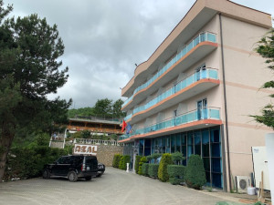 4- Hotel Real